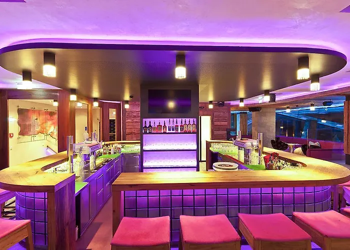 Ξενοδοχείο Harakiri Partyhouse