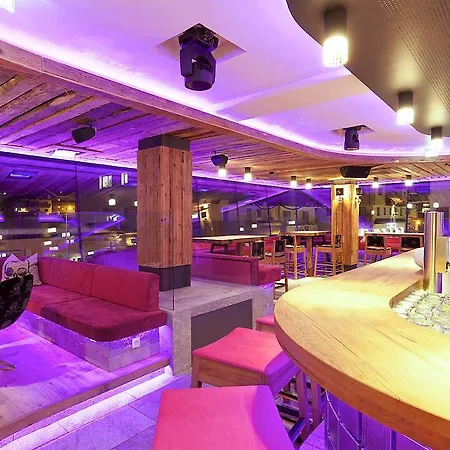 Szálloda Harakiri Partyhouse 3*