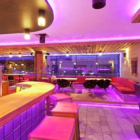 Szálloda Harakiri Partyhouse 3*